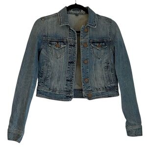 American Eagle Outfitters Jean Jacket